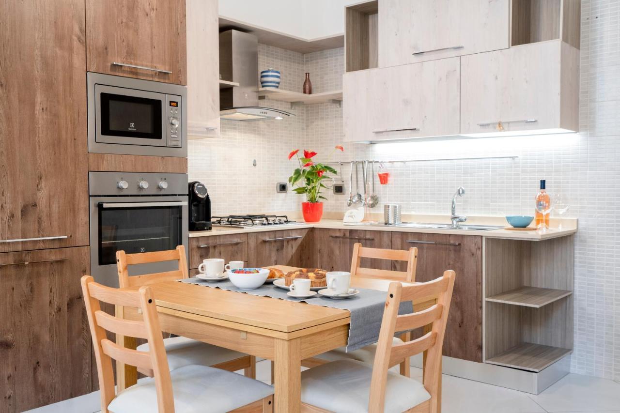 La Casa Di Gio - Stazione & Policlinico Apartment บารี ภายนอก รูปภาพ