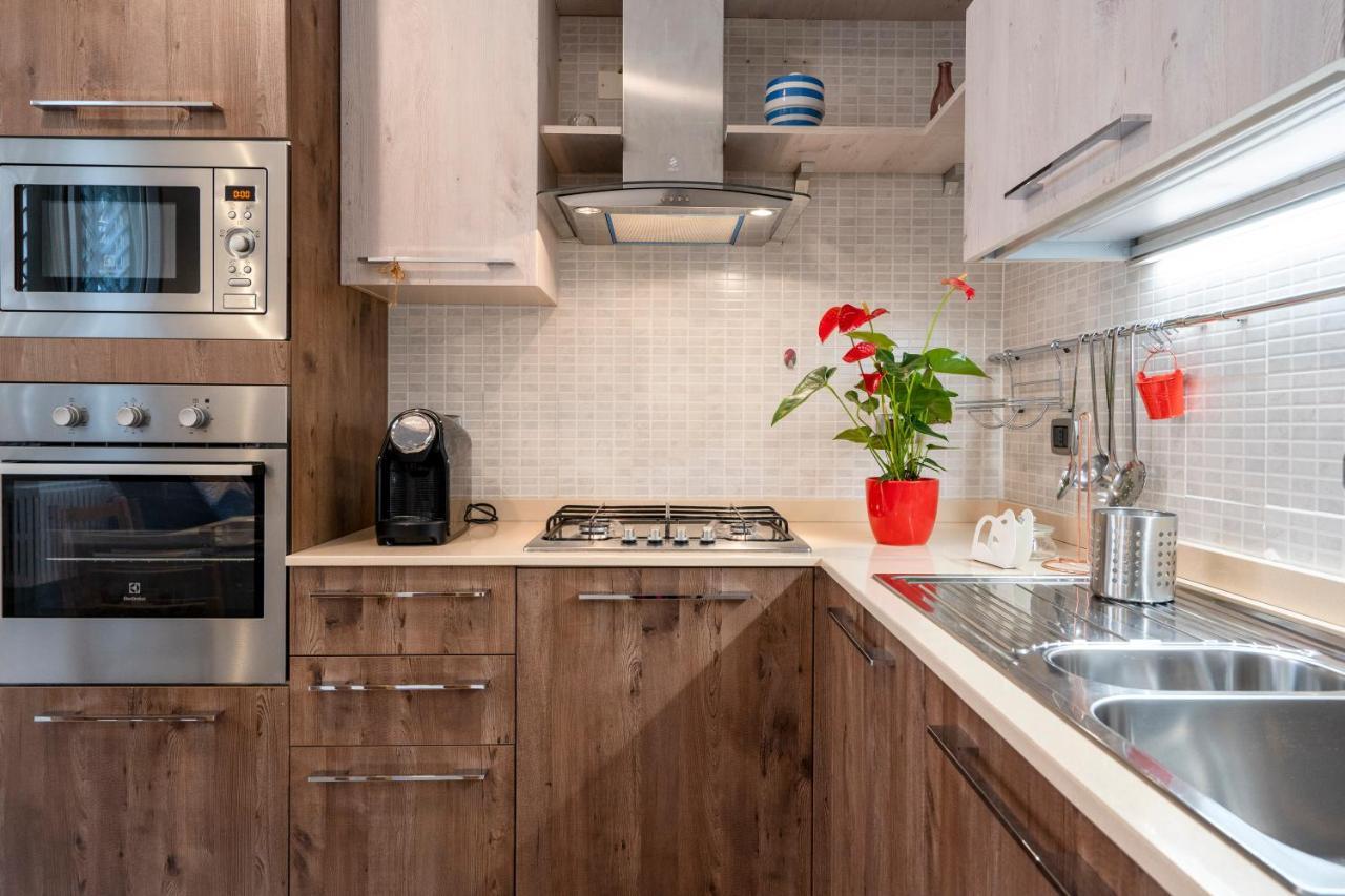 La Casa Di Gio - Stazione & Policlinico Apartment บารี ภายนอก รูปภาพ