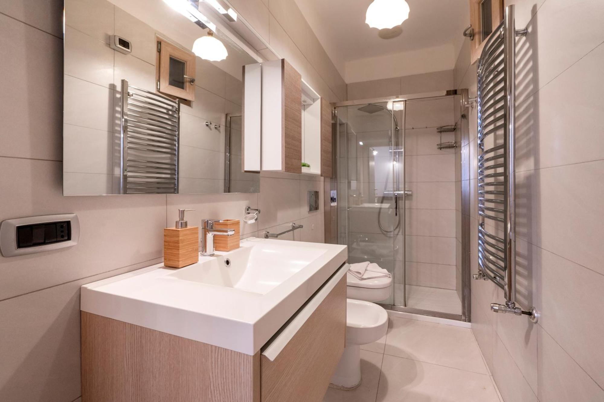 La Casa Di Gio - Stazione & Policlinico Apartment บารี ภายนอก รูปภาพ